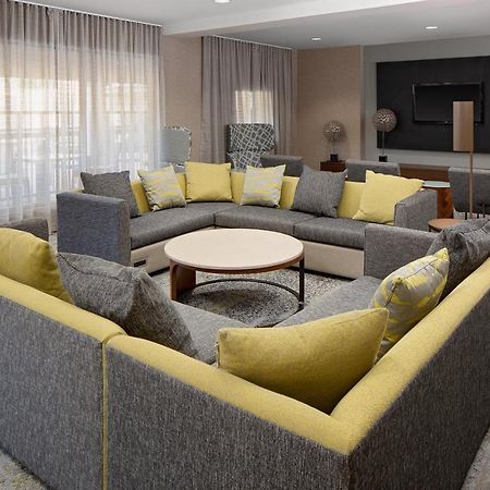 Courtyard By Marriott Houston Rice University Buitenkant foto