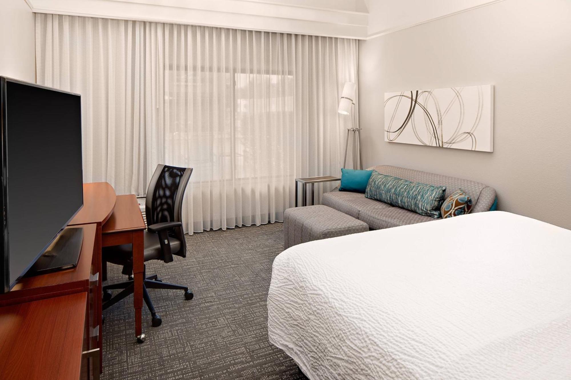 Courtyard By Marriott Houston Rice University Buitenkant foto