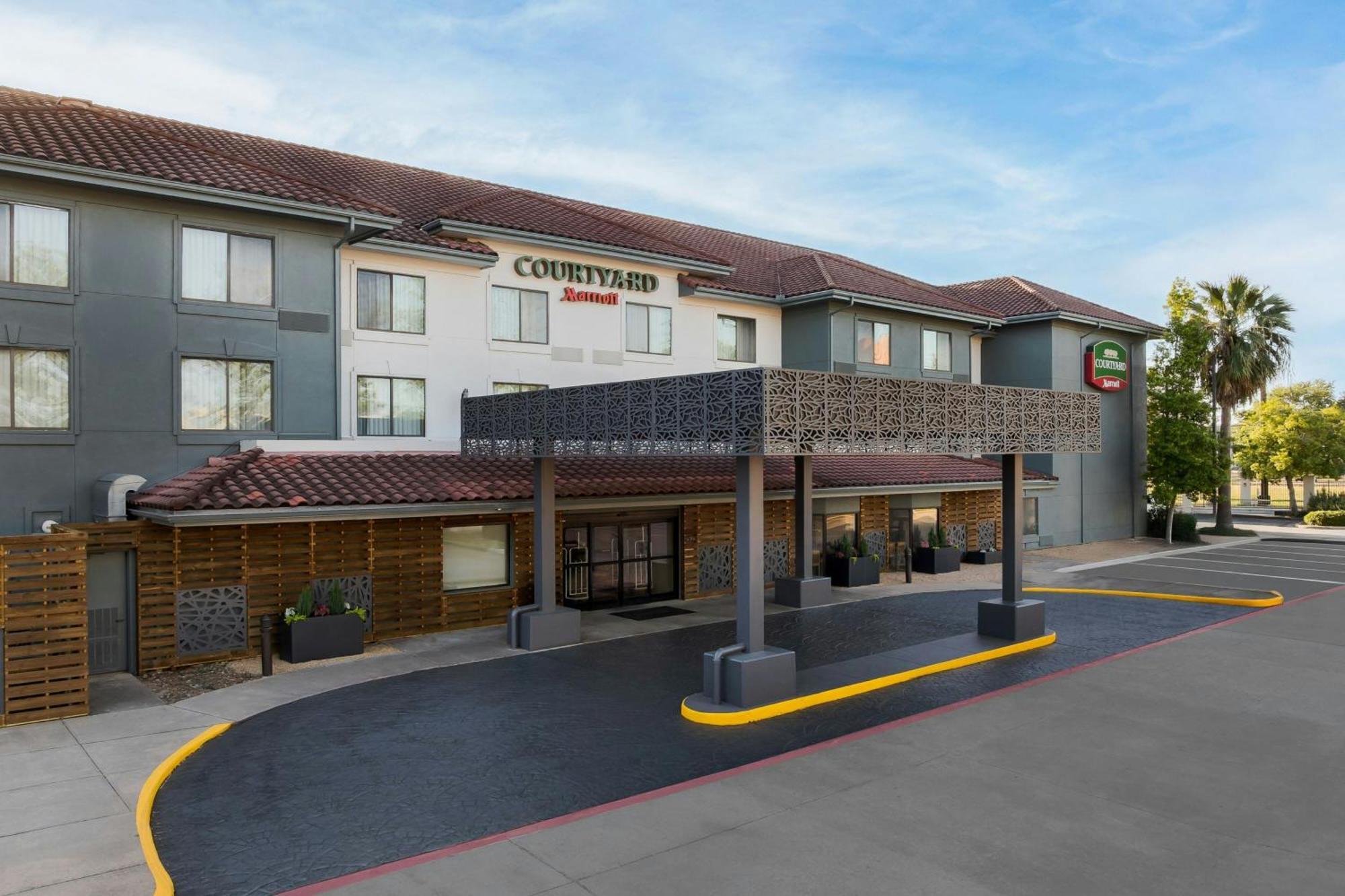 Courtyard By Marriott Houston Rice University Buitenkant foto
